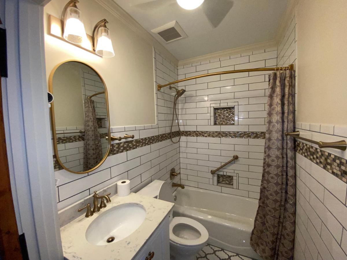 Mckean Manor Apartment Mobile Bagian luar foto